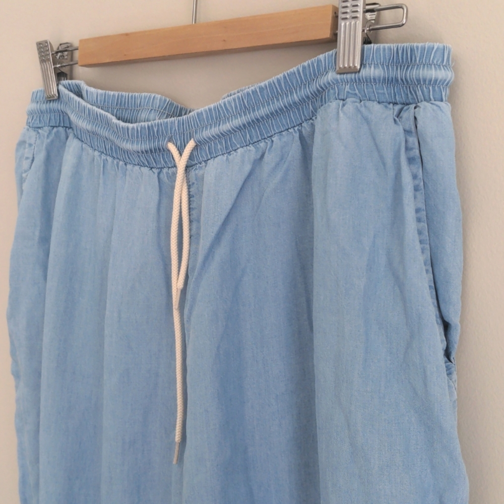 Lightweight Drawstring Joggers - Picture 2 of 6